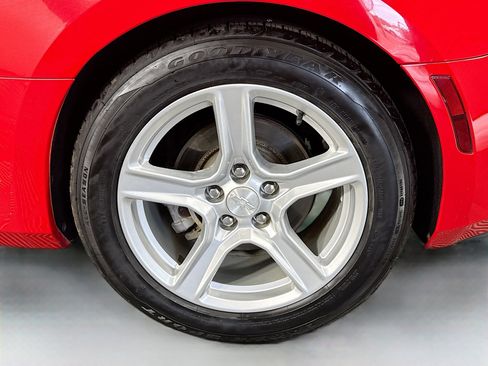 Used 2020 Chevrolet Camaro LT image 35