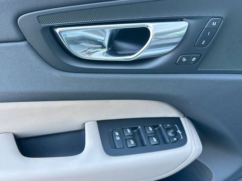 New 2026 Volvo XC60 B5 Core image 10