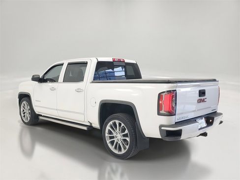 Used 2018 GMC Sierra 1500 Denali w/ Denali Ultimate Package image 4