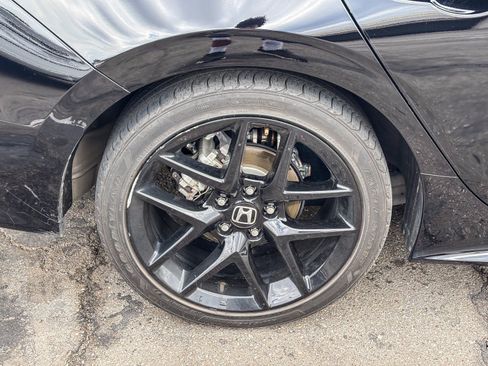 Used 2025 Honda Civic Sport image 11