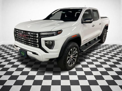 Certified 2024 GMC Canyon Denali AWD/4WD image 5