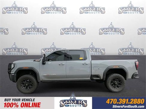Used 2024 GMC Sierra 2500 AT4X image 1