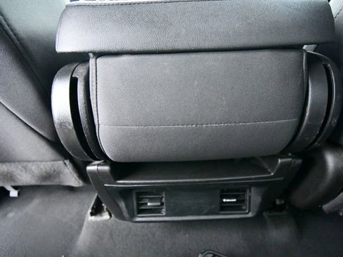 Used 2024 Chevrolet Silverado 2500 LT image 33