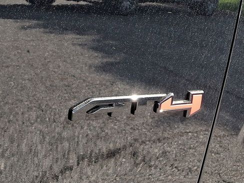 New 2026 GMC Yukon AT4 w/ AT4 Premium Plus Package image 20