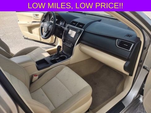 Used 2017 Toyota Camry LE FWD image 22