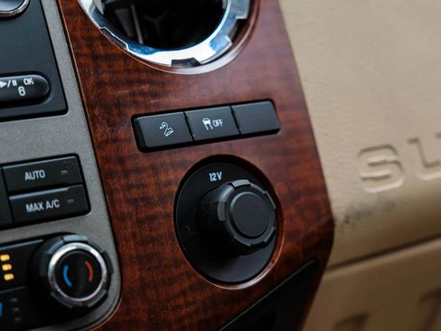 Used 2012 Ford F250 King Ranch w/ FX4 Off Road Pkg image 29