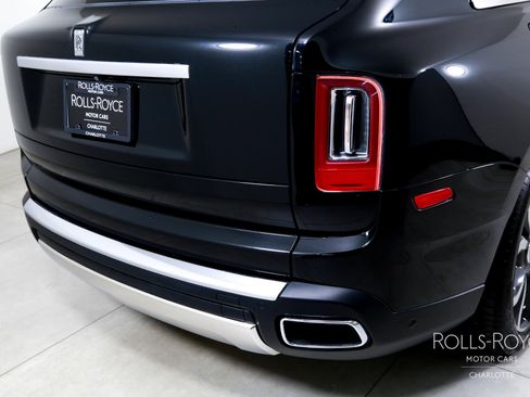 Used 2022 Rolls-Royce Cullinan image 44