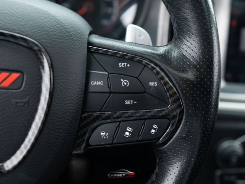 Used 2018 Dodge Charger R/T RWD image 26