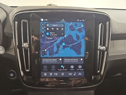 New 2026 Volvo XC40 B5 Plus w/ Protection Package Premier image 15