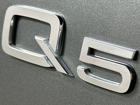 Used 2023 Audi Q5 2.0T Premium Plus AWD/4WD image 10