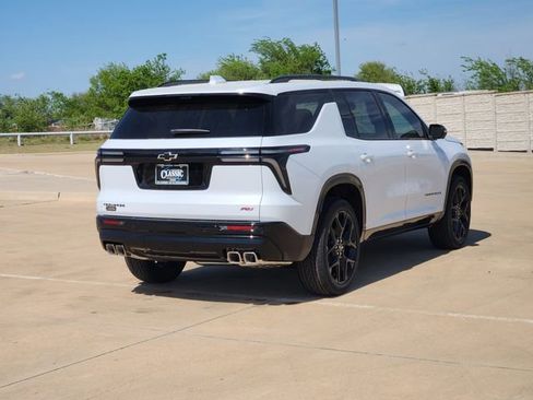 New 2026 Chevrolet Traverse RS image 6