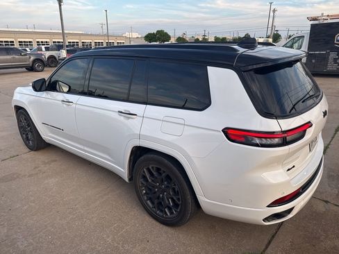 Used 2024 Jeep Grand Cherokee L Summit image 4