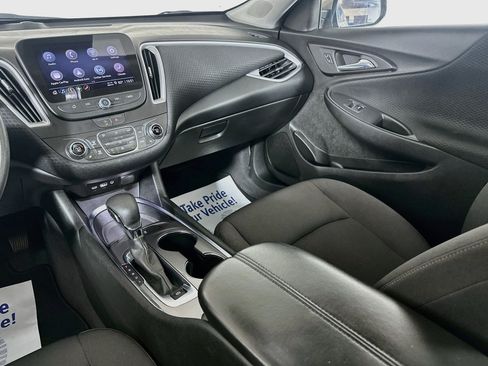 Used 2023 Chevrolet Malibu LT FWD image 22