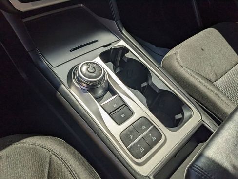 Certified 2024 Ford Explorer XLT image 27