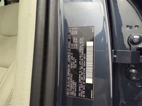 Certified 2024 Volvo XC90 T8 Ultimate w/ Protection Package Premier image 25