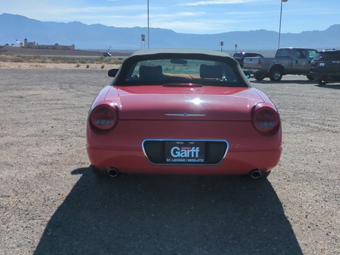 Used 2002 Ford Thunderbird image 4