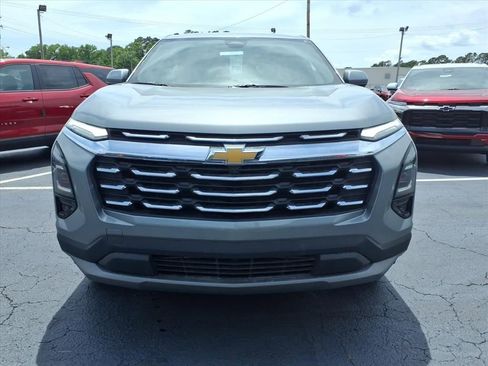 New 2026 Chevrolet Equinox LT w/ Safety and Technology Package FWD image 9