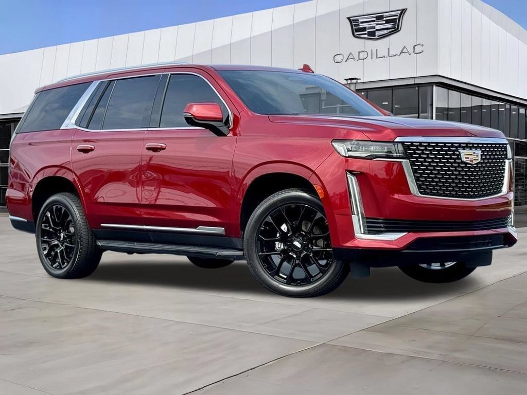 Used 2022 Cadillac Escalade Luxury AWD/4WD image 2