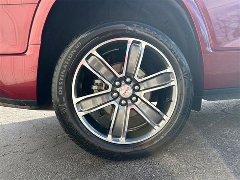 Used 2018 GMC Acadia Denali w/ Technology Package image 18