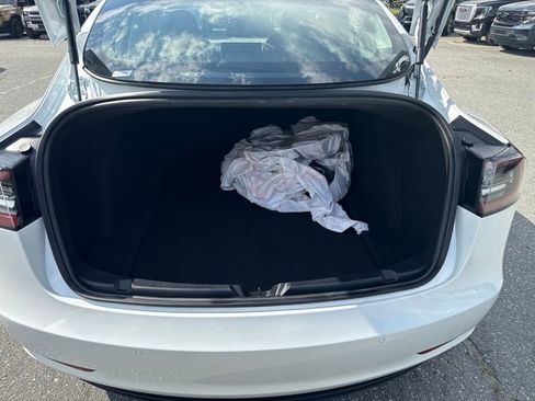 Used 2020 Tesla Model 3 Long Range AWD/4WD image 30