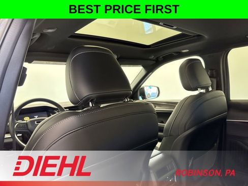 New 2026 Jeep Grand Cherokee Altitude AWD/4WD image 18