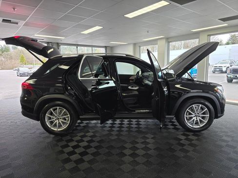 Used 2025 Mercedes-Benz GLE 350 4MATIC image 18