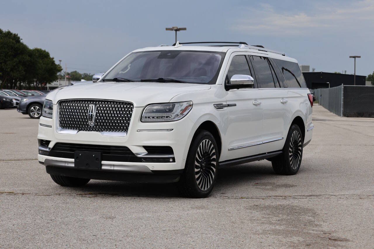 Used 2020 Lincoln Navigator L Black Label w/ Cargo Convenience Package AWD/4WD image 6