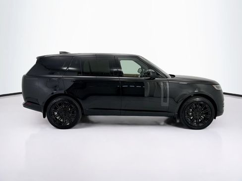 New 2026 Land Rover Range Rover Long Wheelbase SE AWD/4WD image 4