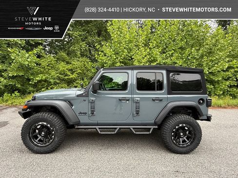 Used 2024 Jeep Wrangler Unlimited Sport AWD/4WD image 1