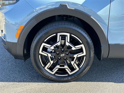 Used 2025 Hyundai Santa Cruz Limited image 12