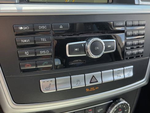 Used 2016 Mercedes-Benz GL 320 BlueTEC 4MATIC image 16