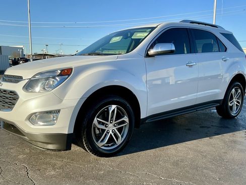 Used 2017 Chevrolet Equinox Premier w/ Enhanced Convenience Package image 7