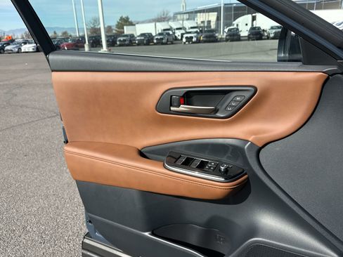 New 2026 Toyota Crown Signia image 8