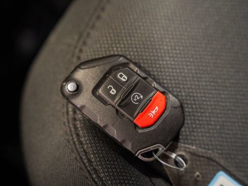 Used 2023 Jeep Wrangler Sport AWD/4WD image 36