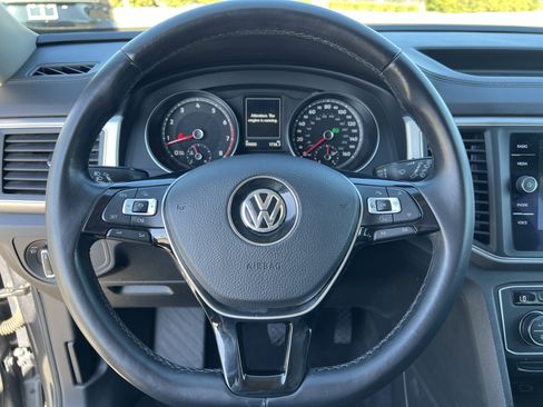 Used 2018 Volkswagen Atlas SE image 17