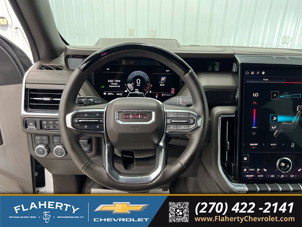 Used 2025 GMC Yukon XL Elevation AWD/4WD image 27