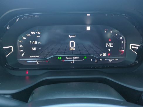 Used 2023 GMC Yukon XL Denali image 36