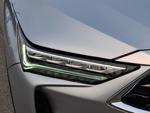 Certified 2024 Acura MDX w/ Technology Package AWD/4WD image 9