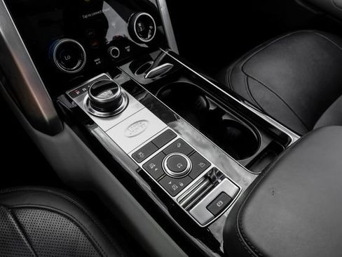 Used 2019 Land Rover Range Rover Supercharged AWD/4WD image 34