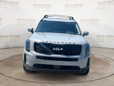 Used 2022 Kia Telluride EX w/ EX Premium Package AWD/4WD image 8