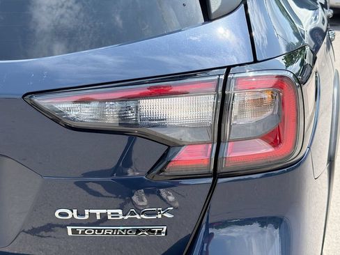 Used 2025 Subaru Outback Touring XT AWD/4WD image 11