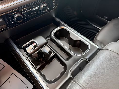 Used 2024 Chevrolet Silverado 1500 RST image 27