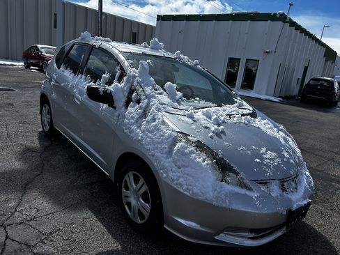 Used 2011 Honda Fit image 7