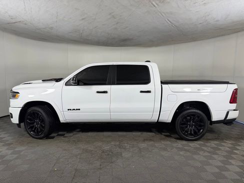 Used 2025 RAM 1500 Limited AWD/4WD image 18