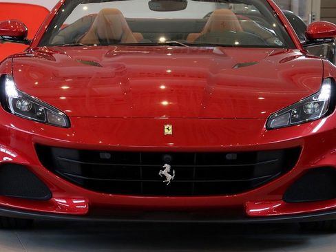 Certified 2022 Ferrari Portofino M RWD image 61