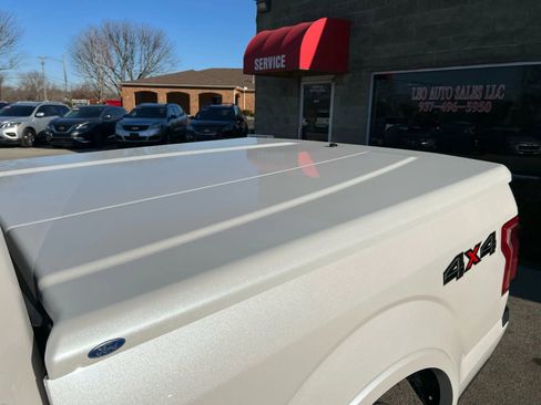 Used 2016 Ford F150 Platinum w/ Equipment Group 701A Luxury image 30