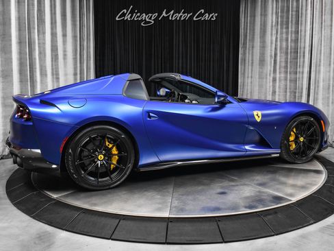 Used 2023 Ferrari 812 GTS image 5