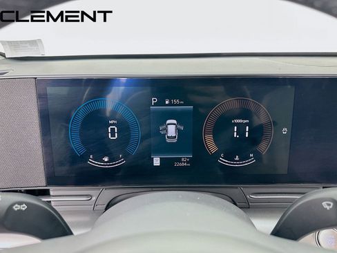 Certified 2025 Hyundai Kona SEL AWD/4WD image 18