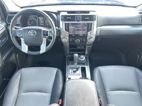 Used 2022 Toyota 4Runner SR5 Premium image 18