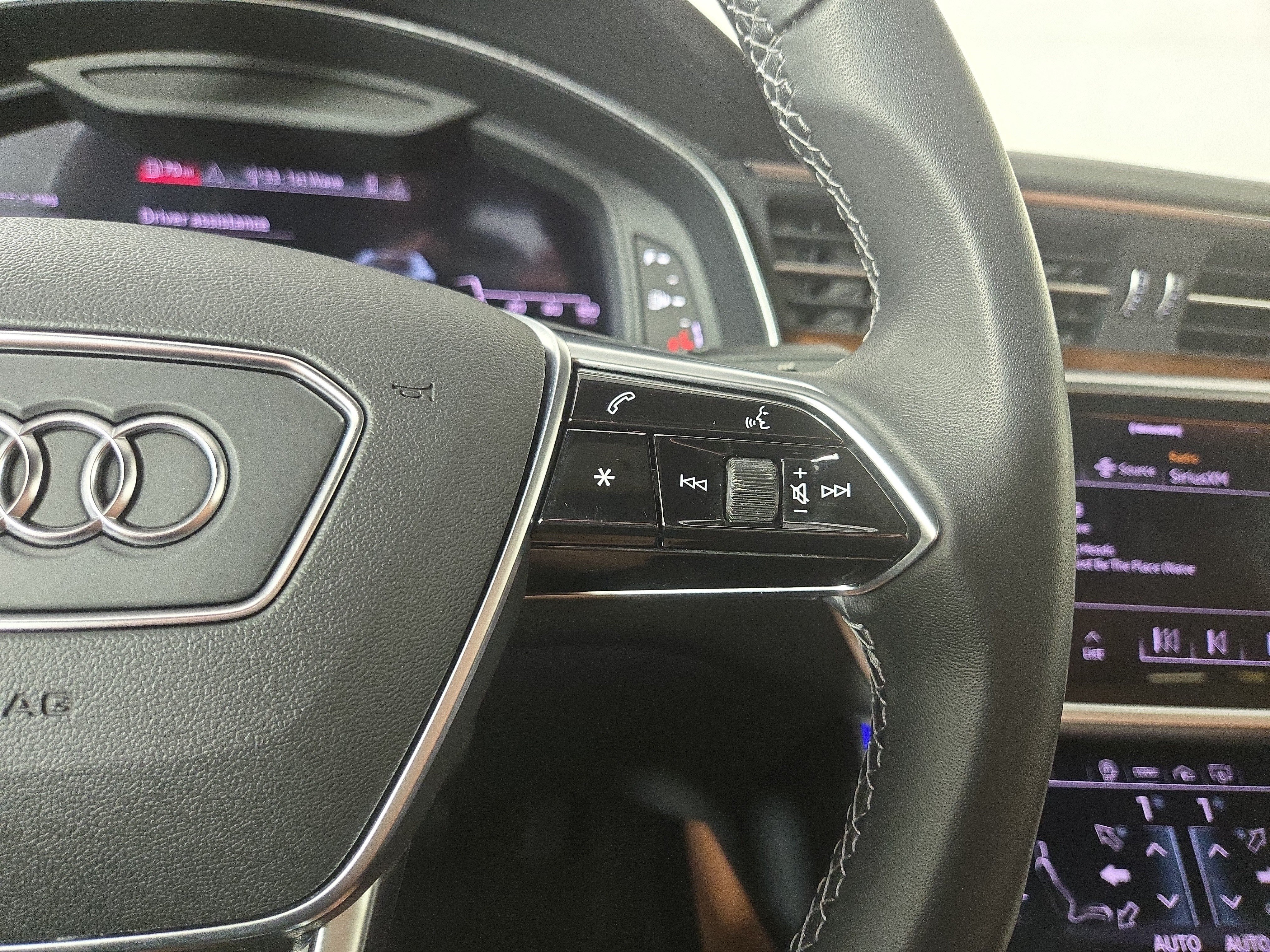Used 2023 Audi A6 Premium Plus w/ Premium Plus Package AWD/4WD image 16